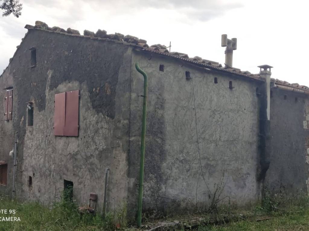 Rustico / casale a Massa marittima in STRADA COMUNALE ACCESA ,SNC - Foto 2