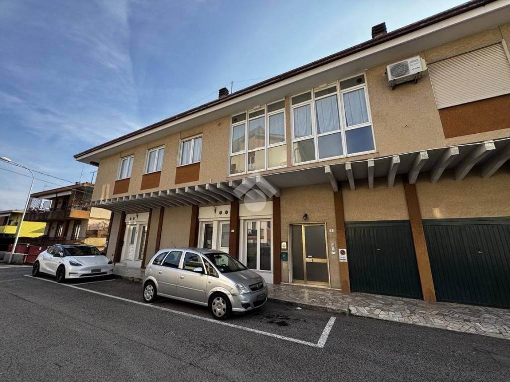 Appartamento a Schio in Via Morgagni, 4 - Foto 2