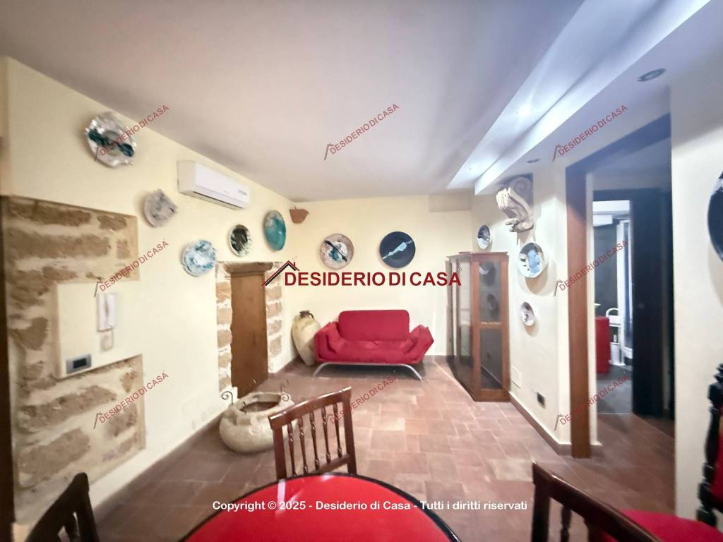 Appartamento a Monreale in Piazza Guglielmo II, 1 - Foto 2