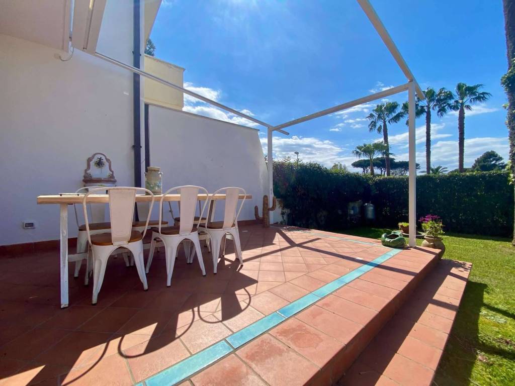 Villa a Sabaudia in Via Cariddi, 4 - Foto 4