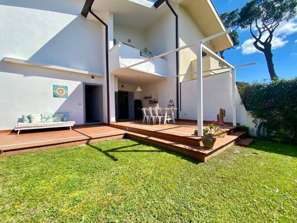 Villa a Sabaudia in Via Cariddi, 4 - Foto 5