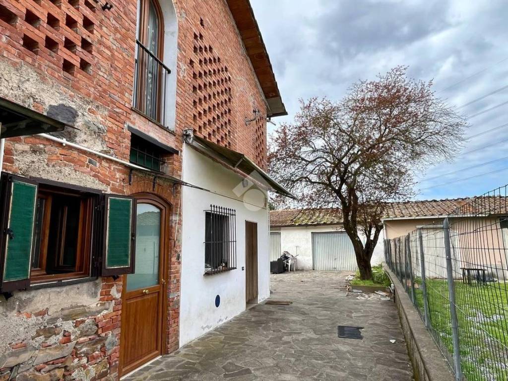 Rustico / casale a Altopascio in Via del valico - Foto 2