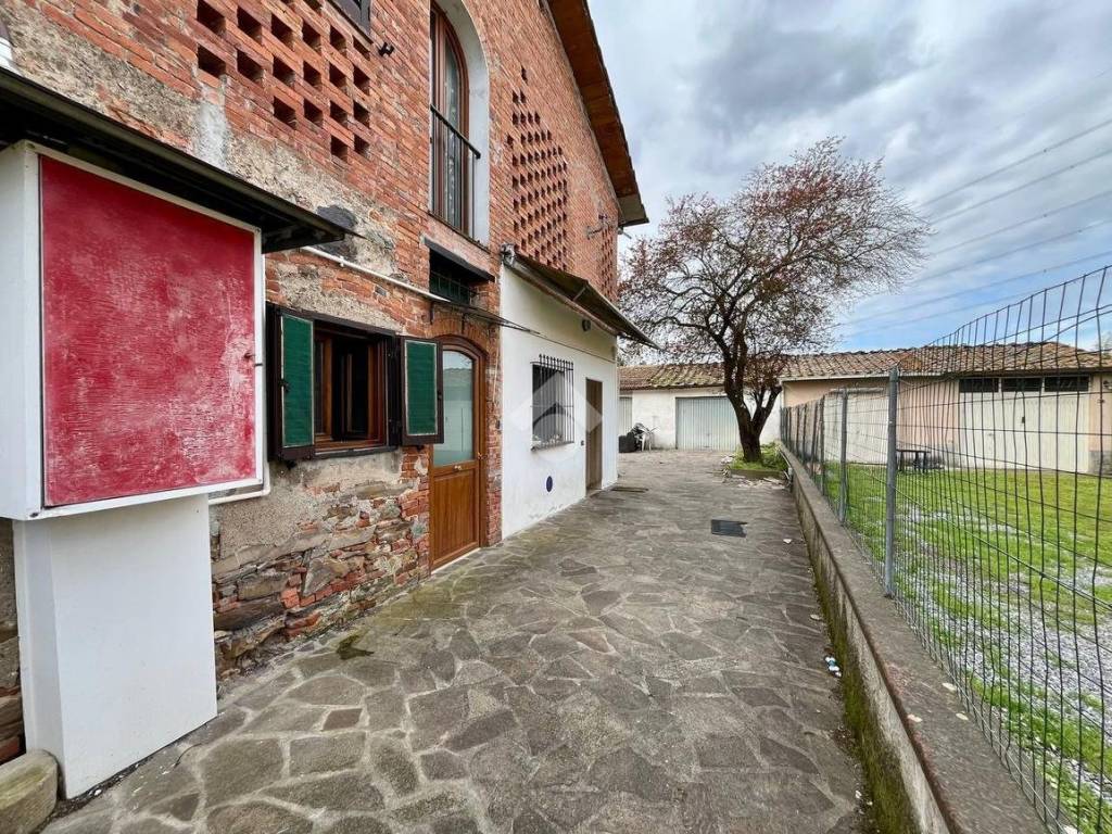 Rustico / casale a Altopascio in Via del valico - Foto 3