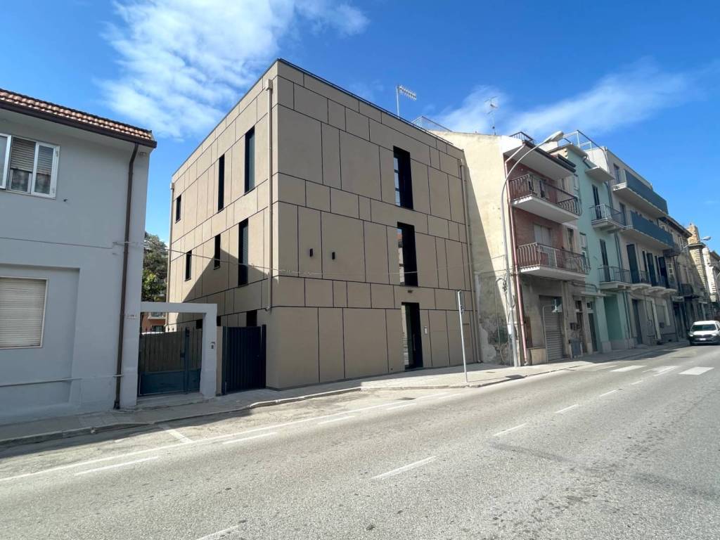 Appartamento a San benedetto del tronto in Via Silvio Pellico, 134 - Foto 2