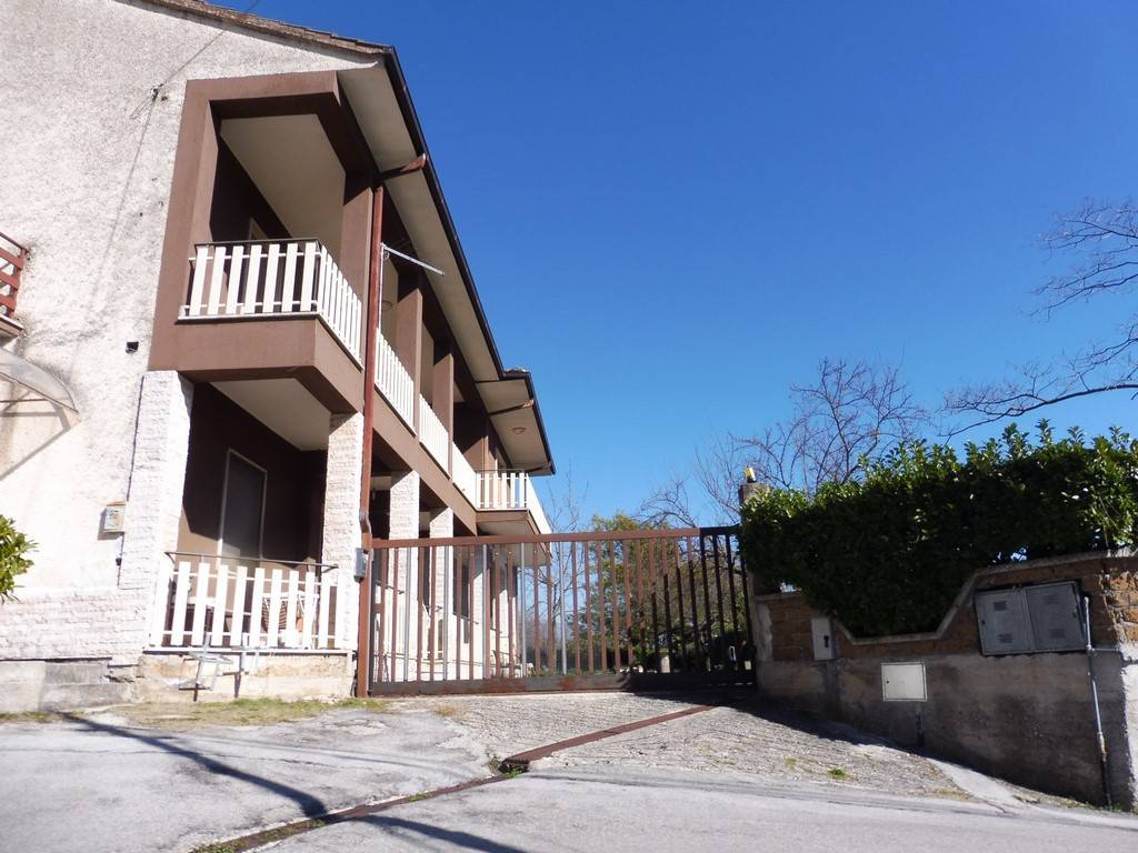 Villa a Ceccano in Via Marano - Foto 2