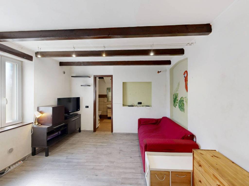 Appartamento a Gazzada schianno in Via San Giorgio, 21 - Foto 2