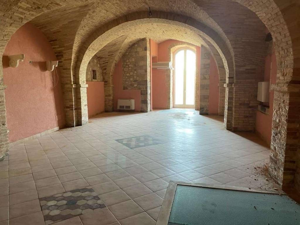 Immobile a Manoppello in corso Santarelli 15 - Foto 5