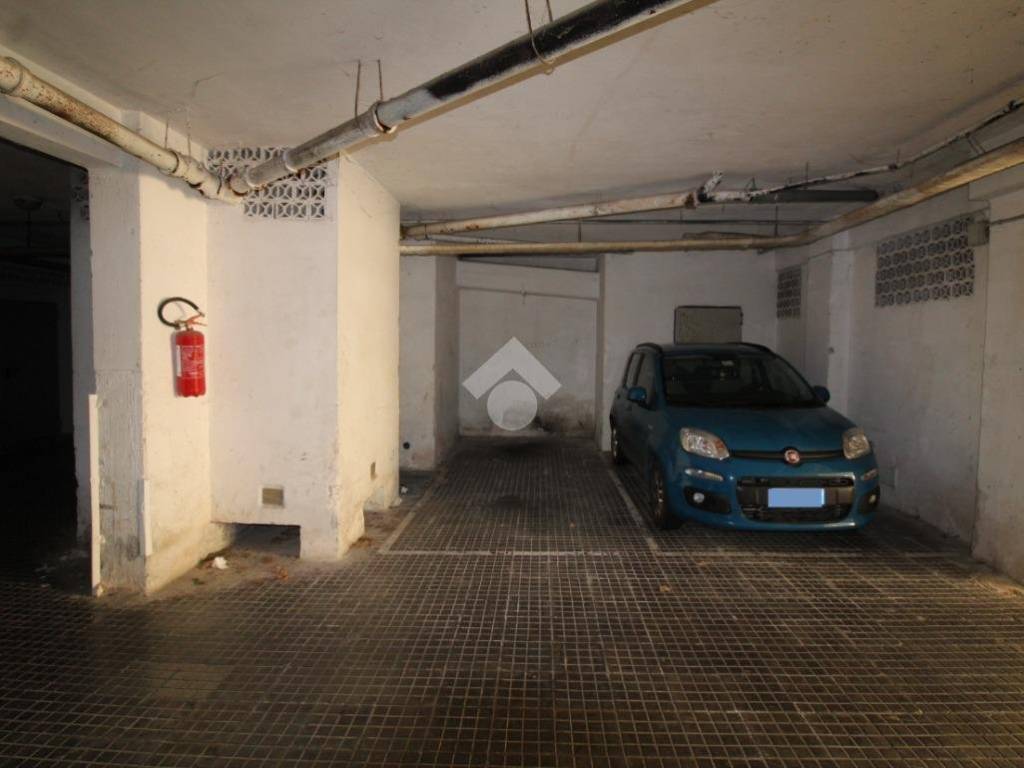 Box / garage a Brindisi in Via Solferino, 6 - Foto 3