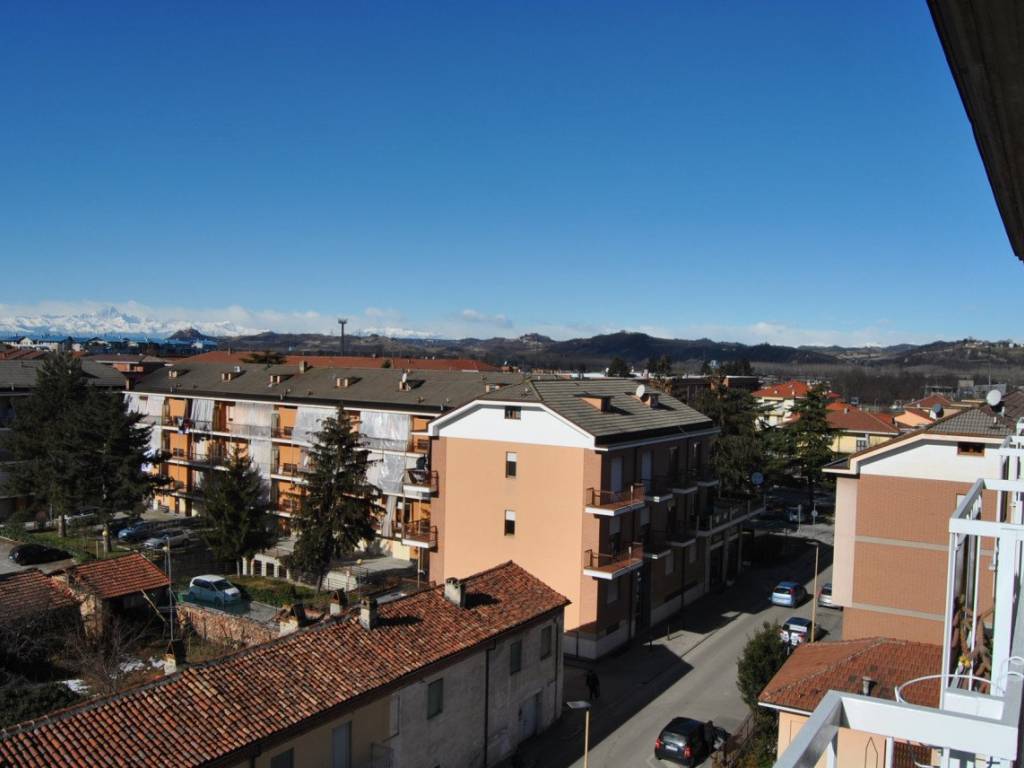 Appartamento a Alba in Via Padre Giuseppe Girotti, 6 - Foto 2
