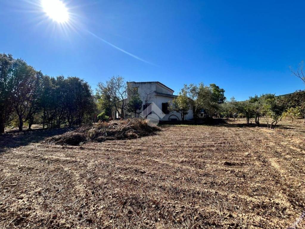 Villa a Uta in Località Pranu Zippiri - Foto 5