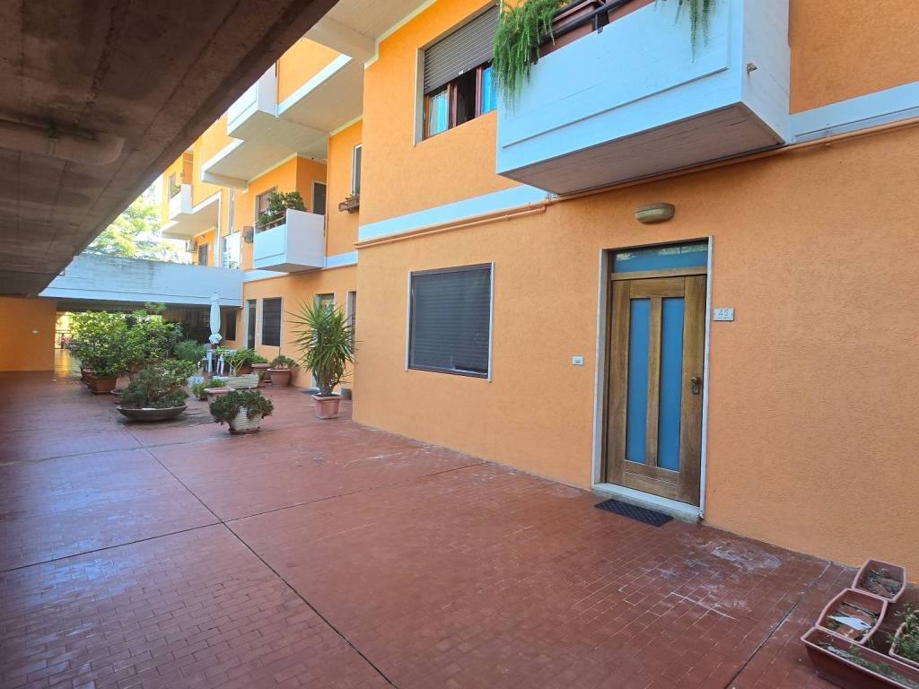 Appartamento a Folignano in Via Como, 45 - Foto 2