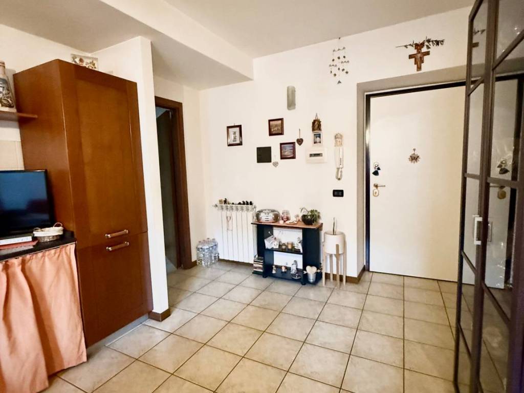 Appartamento a Vertemate con minoprio in Via Vittorio Veneto - Foto 3