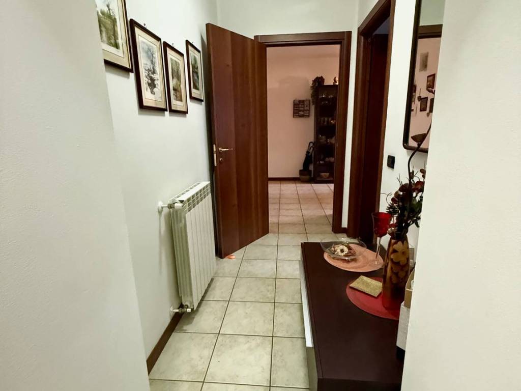 Appartamento a Vertemate con minoprio in Via Vittorio Veneto - Foto 5