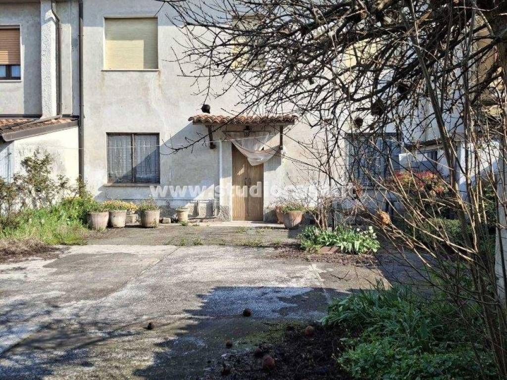 Casa indipendente a Casalmorano in via Cairoli - Foto 2