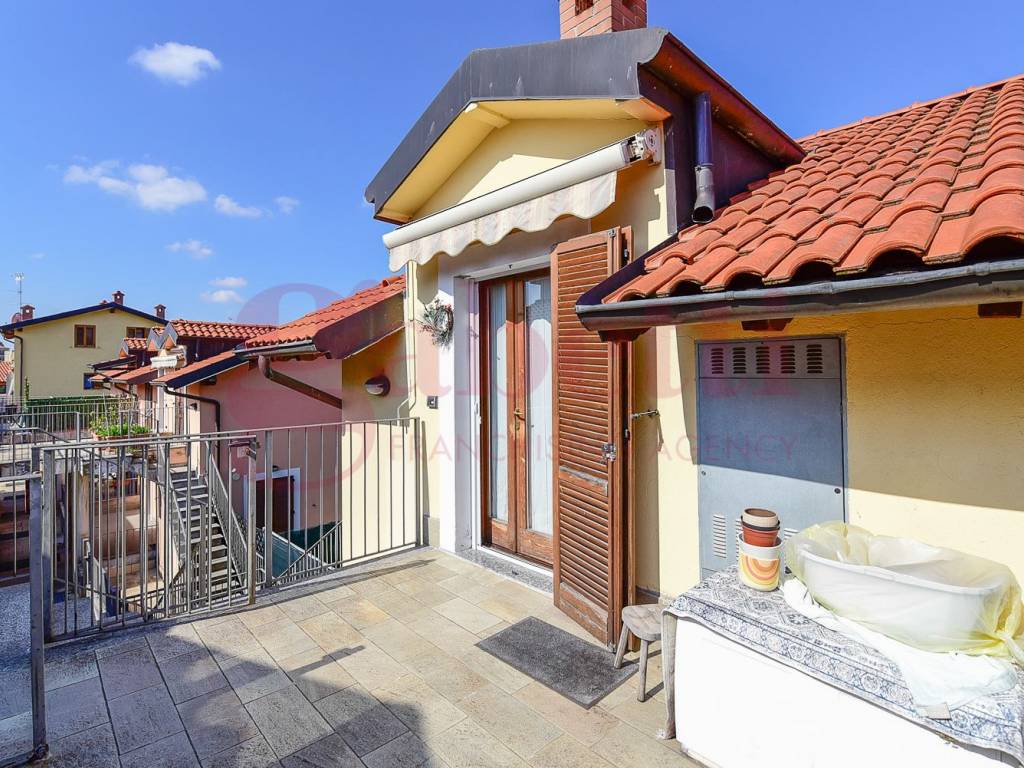 Appartamento a Inverigo - Foto 2