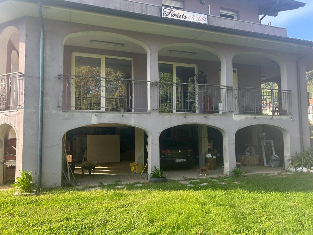 Villa a Cittiglio in Via Guglielmo Marconi - Foto 5