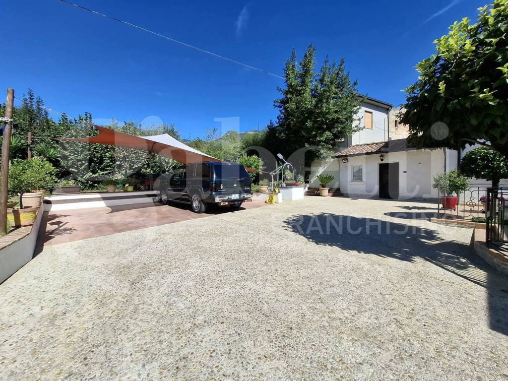 Villa a Sora in Via Incoronata, snc - Foto 2