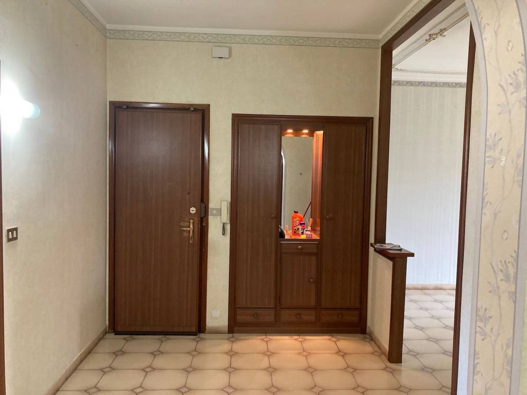 Appartamento a Chieri in Viale Generale Armando Diaz, 3 - Foto 2