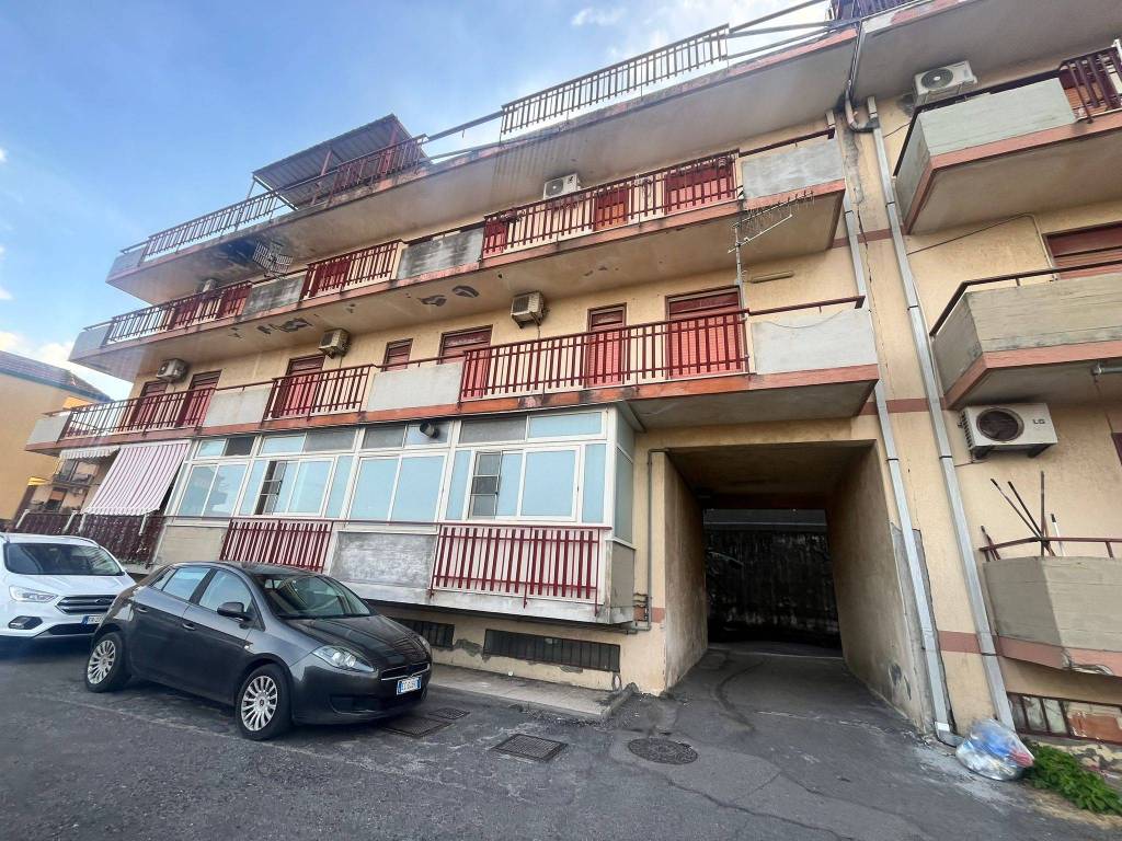 Appartamento a Giarre in Via Torrente - Foto 2
