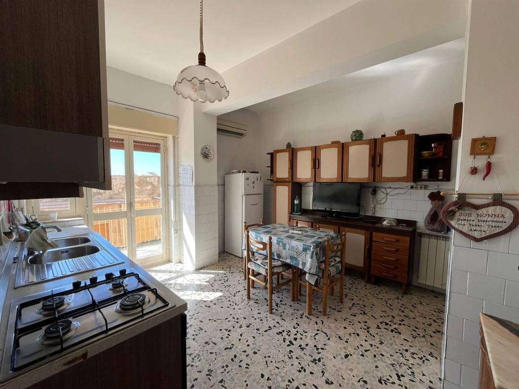 Appartamento a Noto in Via Ugo Lago n. 36 - Foto 4
