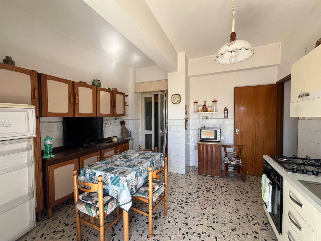 Appartamento a Noto in Via Ugo Lago n. 36 - Foto 5