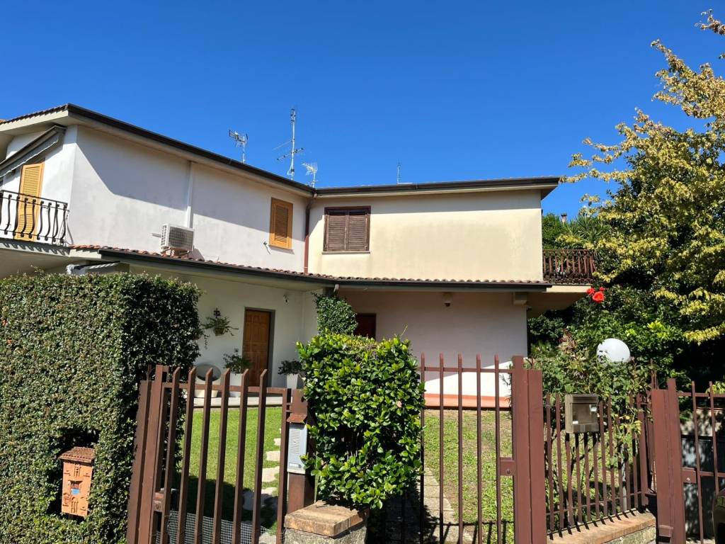 Villa a Mentana in Via Santa Croce - Foto 4