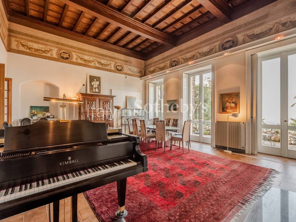 Casa indipendente a Besozzo in Via Mentana - Foto 2
