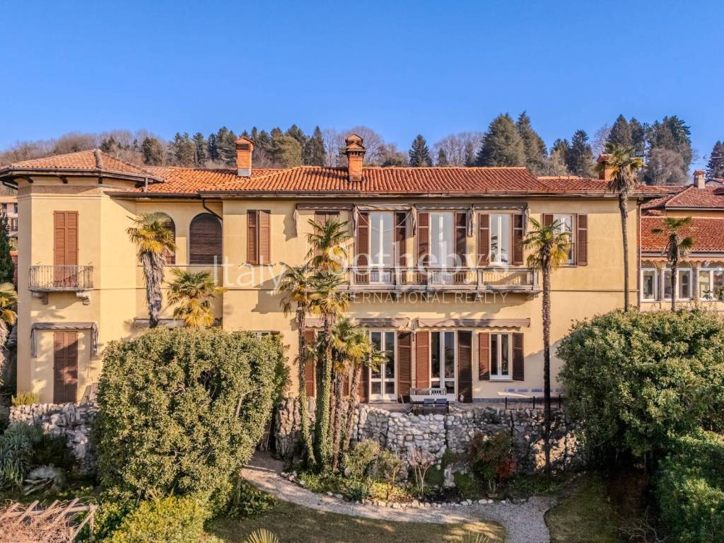 Casa indipendente a Besozzo in Via Mentana - Foto 3