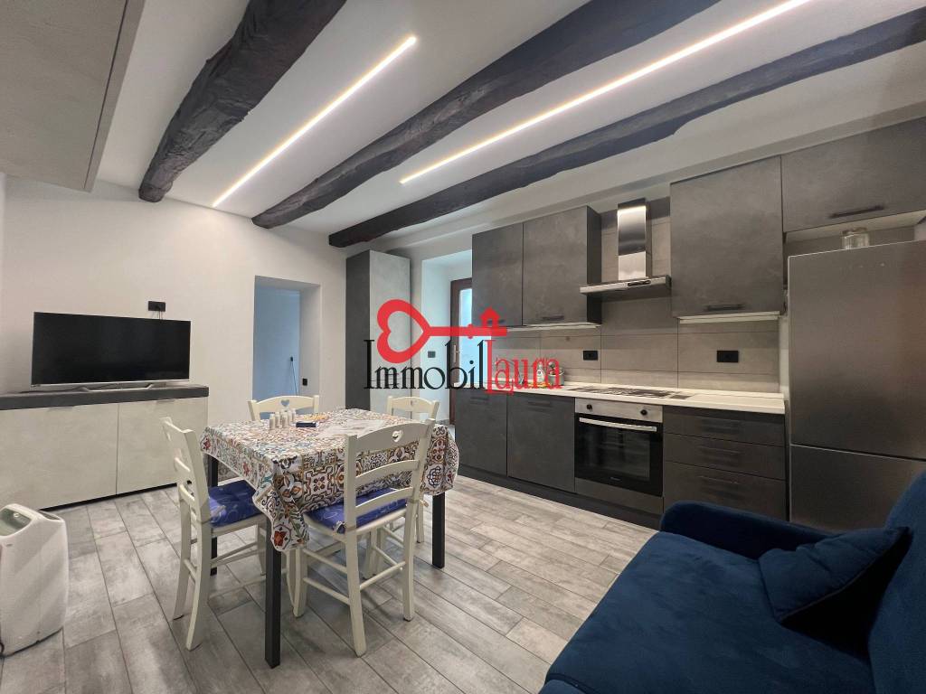 Appartamento a Bisuschio - Foto 2