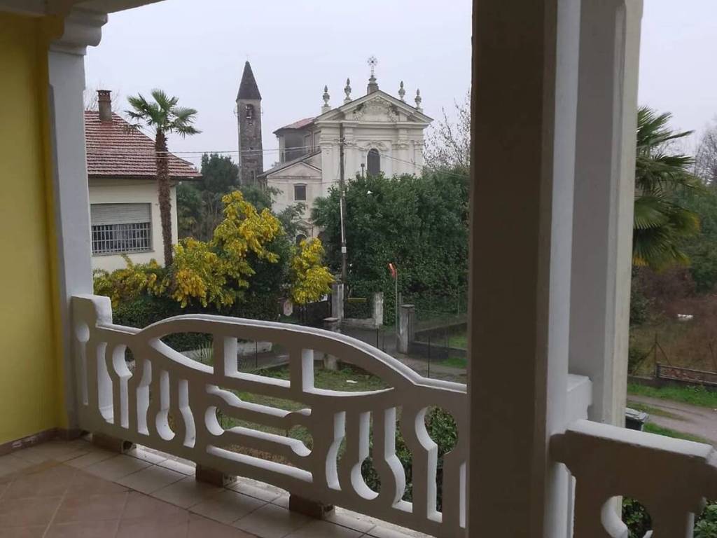 Appartamento a Lesa in Via Opifici, 52 - Foto 4