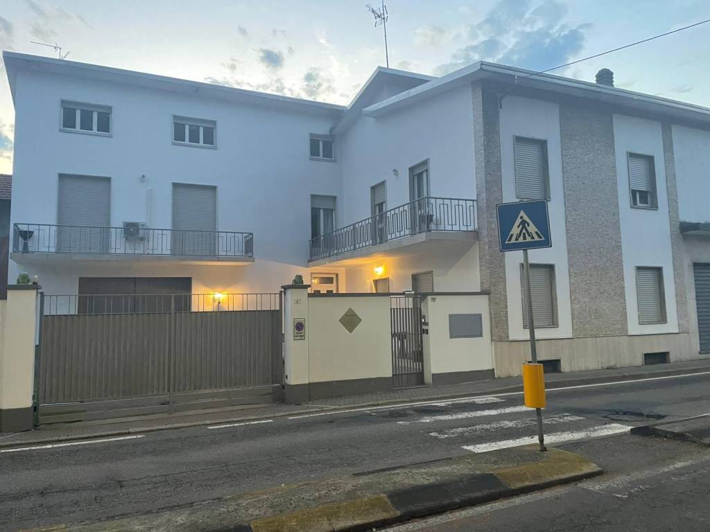 Appartamento a Samarate in Via Solferino, 2 - Foto 3