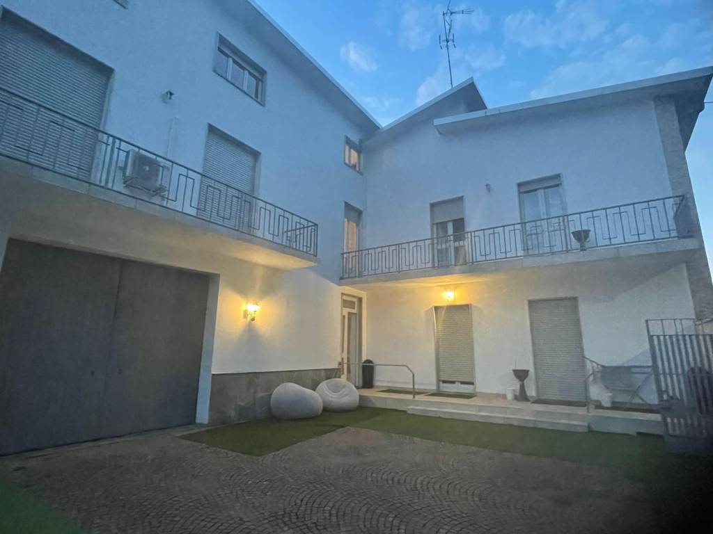 Appartamento a Samarate in Via Solferino, 2 - Foto 2