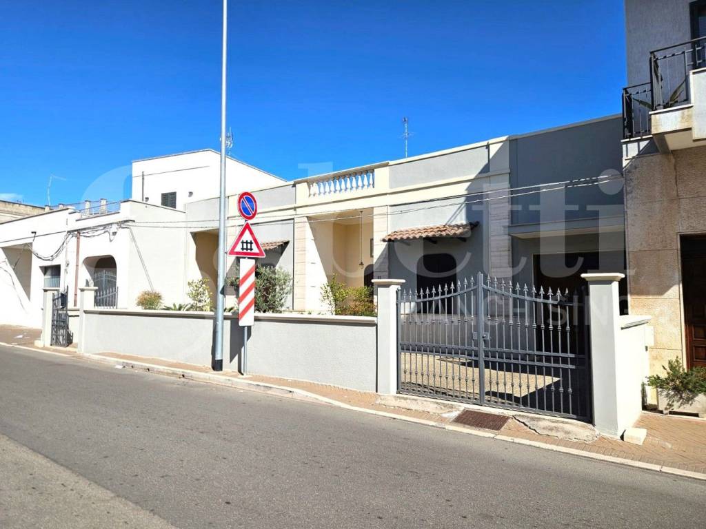 Villa a Copertino in Via Grottella - Foto 3