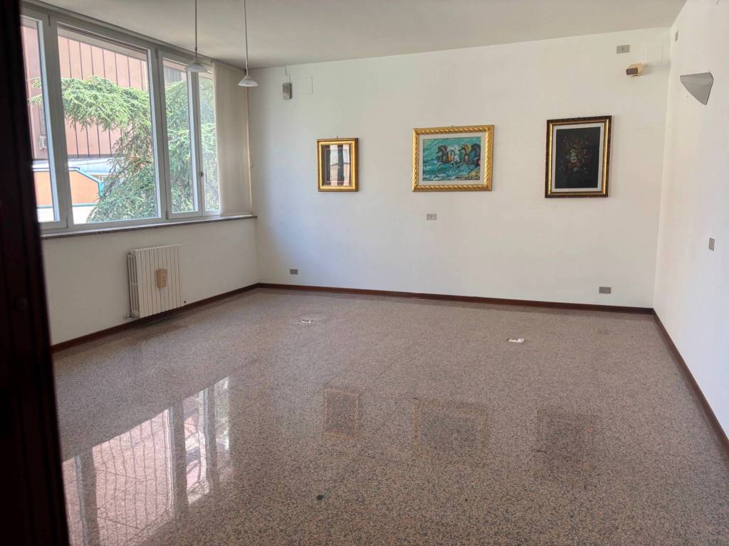 Immobile a Pescara in Piazza della Rinascita, 49 - Foto 2
