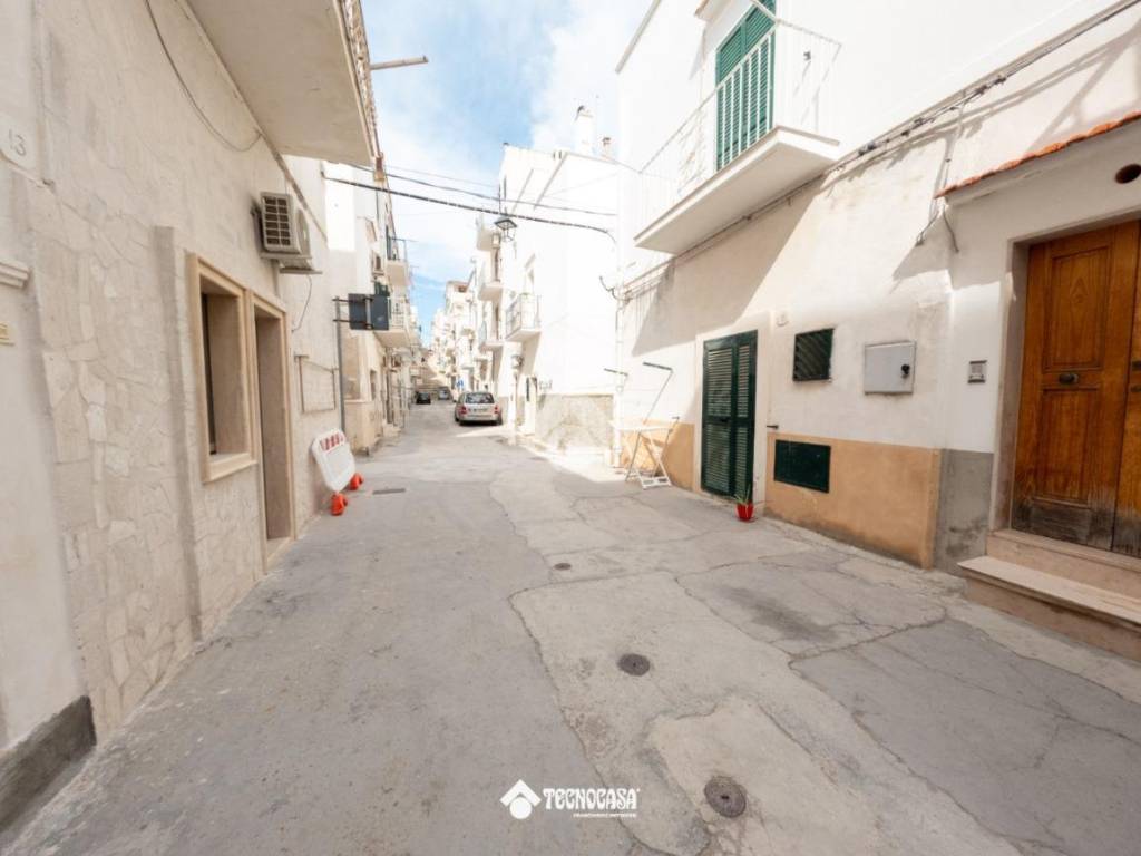 Appartamento a Vieste in Via Fratelli Cocle, 5 - Foto 2