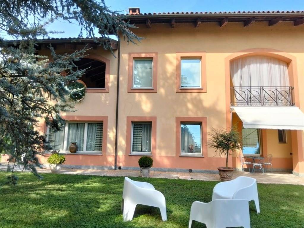 Casa indipendente a Asti in FRAZIONE CASABIANCA - Foto 2