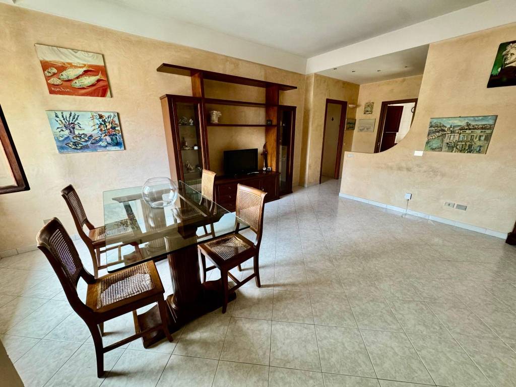 Appartamento a Piacenza in Via Luciano Scarabelli - Foto 3