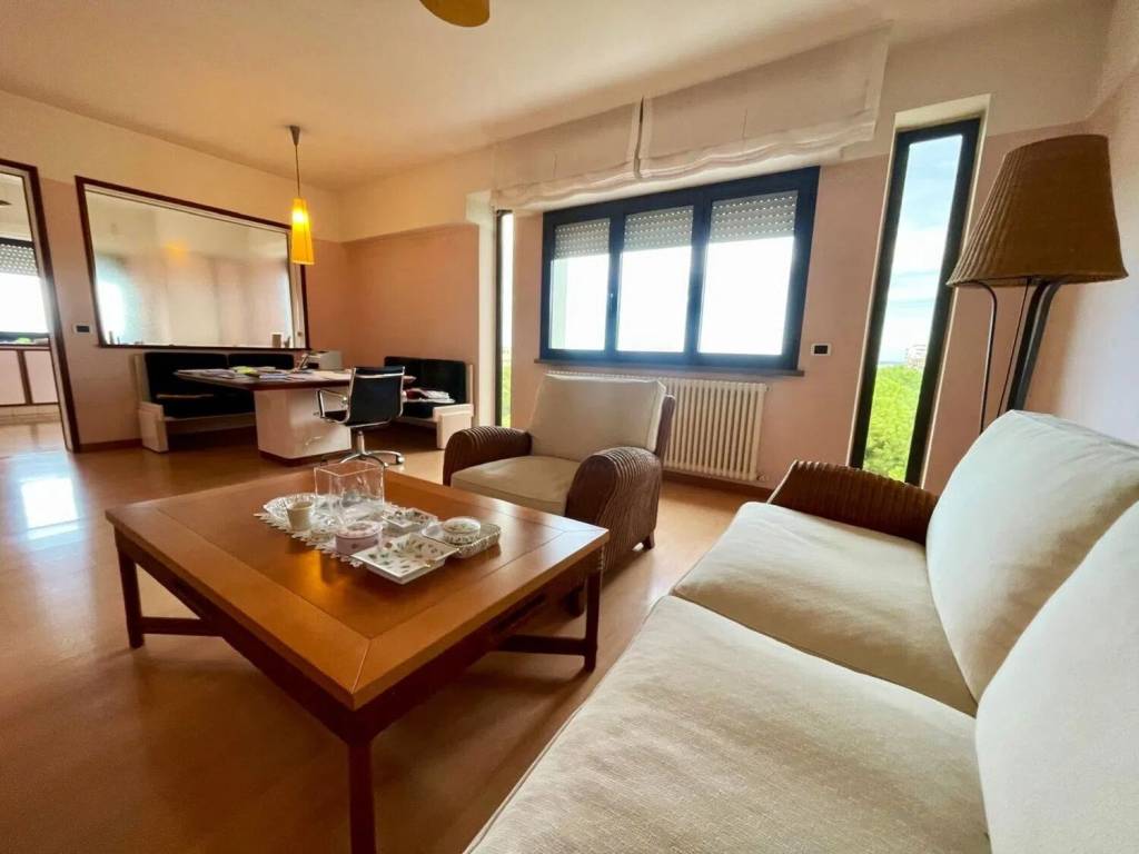 Appartamento a Misano adriatico in Via Lamarmora - Foto 4