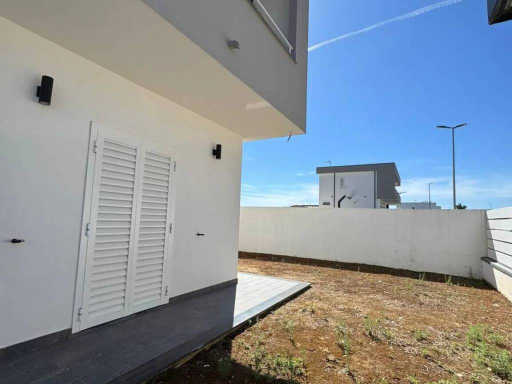Villa a Villa literno in Viale Dei Mille, 5 - Foto 5