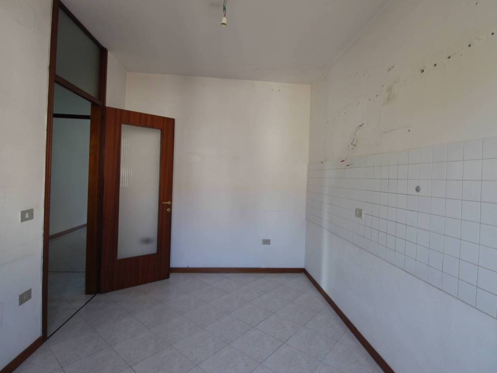 Appartamento a Arzignano in Via Duca d'Aosta - Foto 2