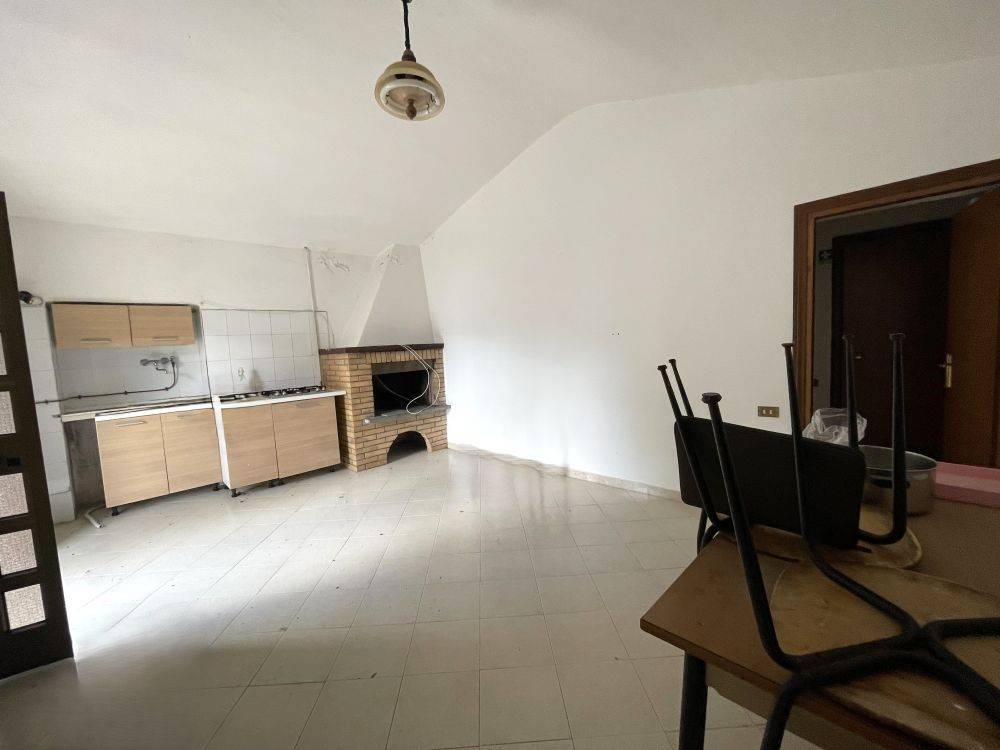 Appartamento a Spoleto in Località Palazzaccio di Strettura - Foto 4