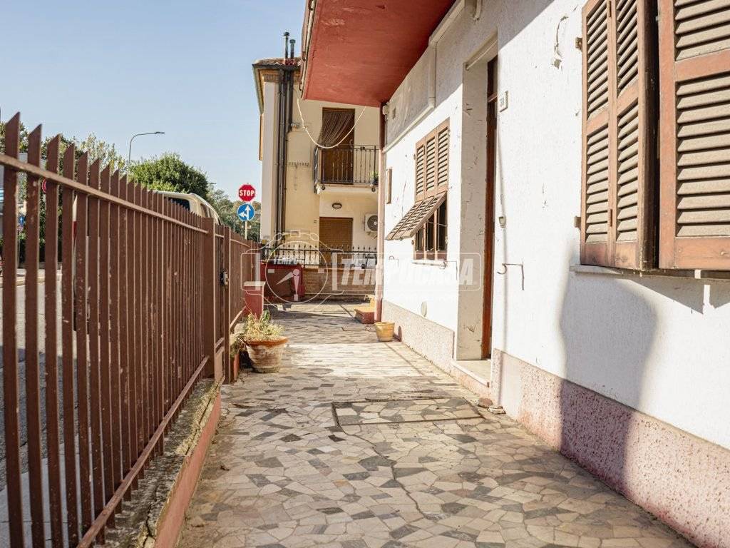 Casa indipendente a Fano in Via della Marina - Foto 2