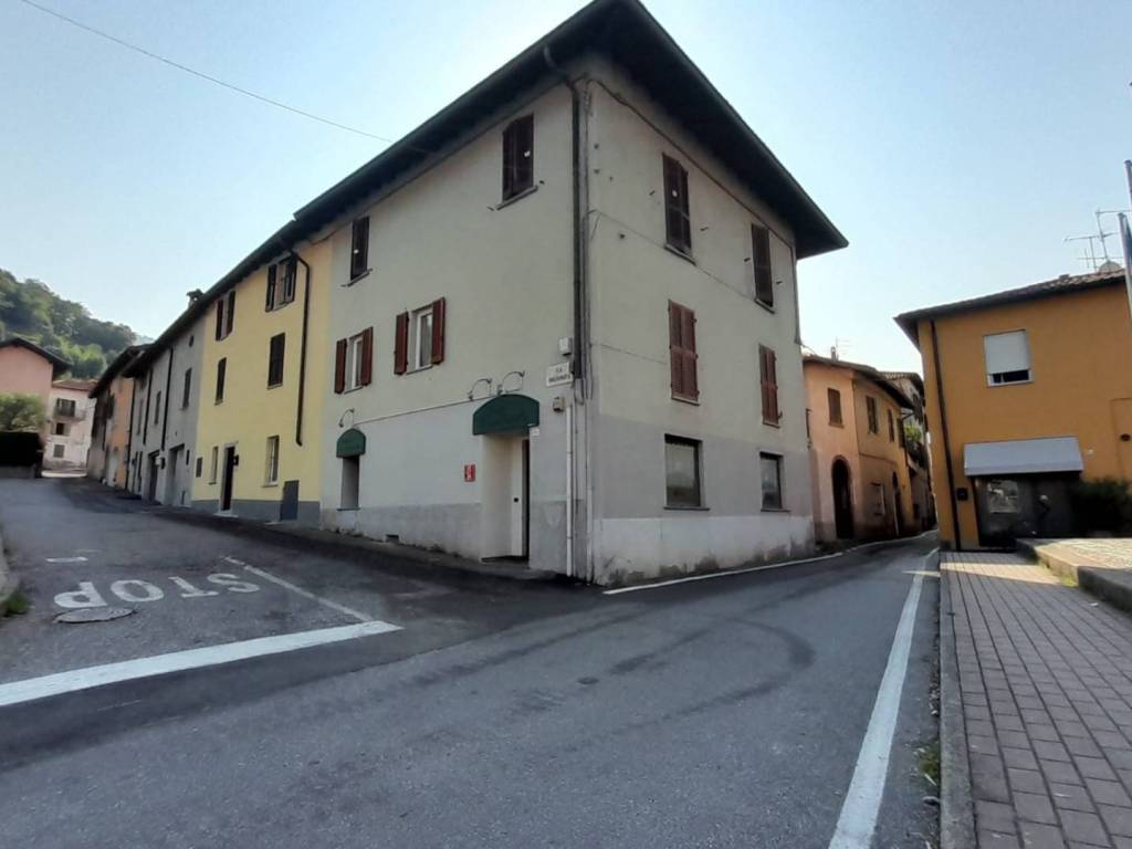 Immobile a Calolziocorte in Via Innominato - Foto 2