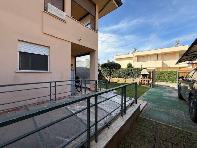 Villa a Sabaudia in Via Venezia - Foto 5