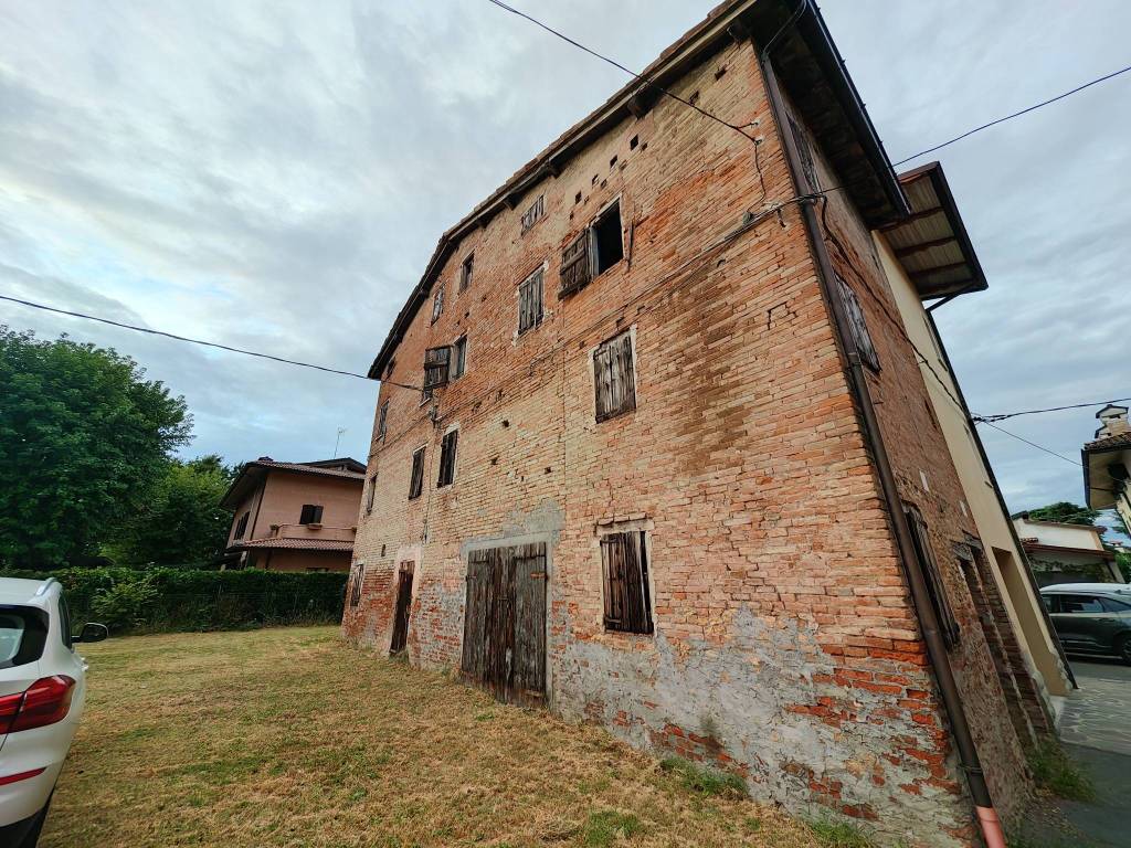 Rustico / casale a Castelnuovo rangone in Via Giacomo Matteotti - Foto 2