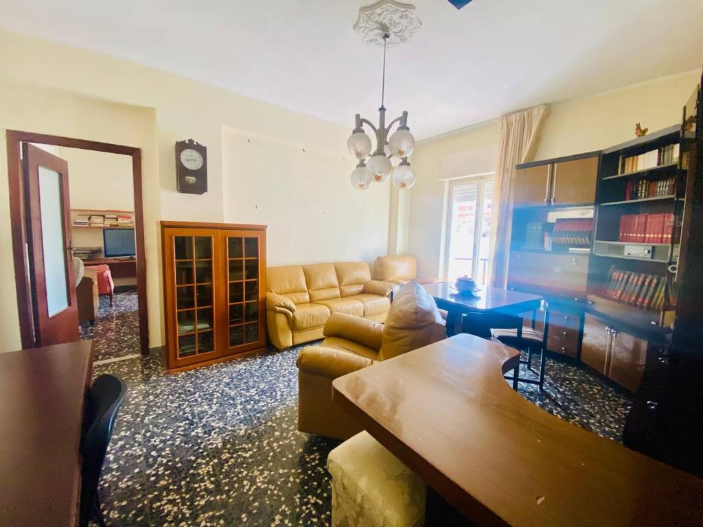 Appartamento a Crotone in Via Libertà - Foto 2