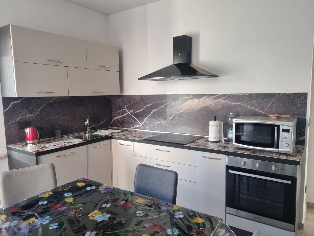 Appartamento a Agliano terme in Via alle Fontane - Foto 5