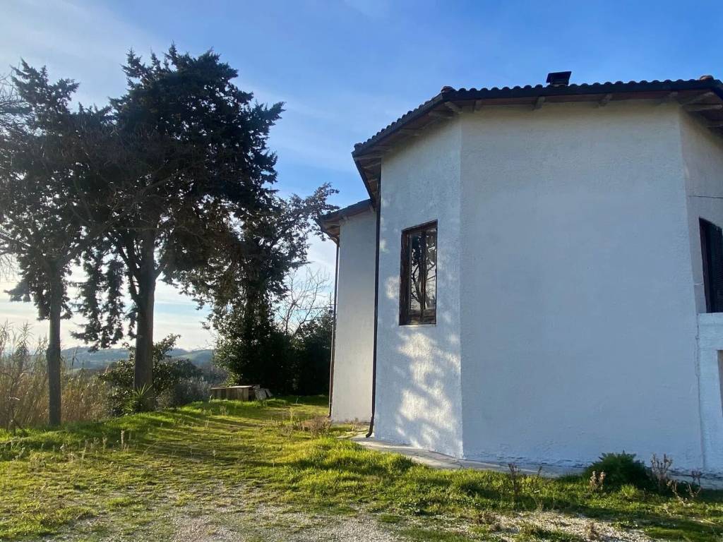 Villa a Manciano in Via Vía Delle Fonti Snc No Number - Foto 2