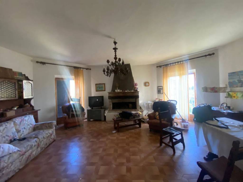 Villa a Manciano in Via Vía Delle Fonti Snc No Number - Foto 3