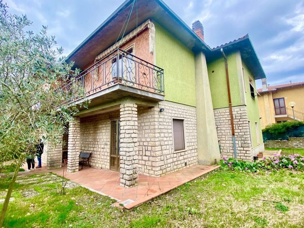 Villa a Semproniano in Via V. Consorti, 24 - Foto 2